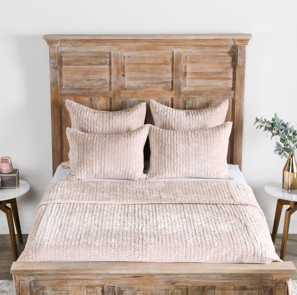 Bari - Velvet Quilt