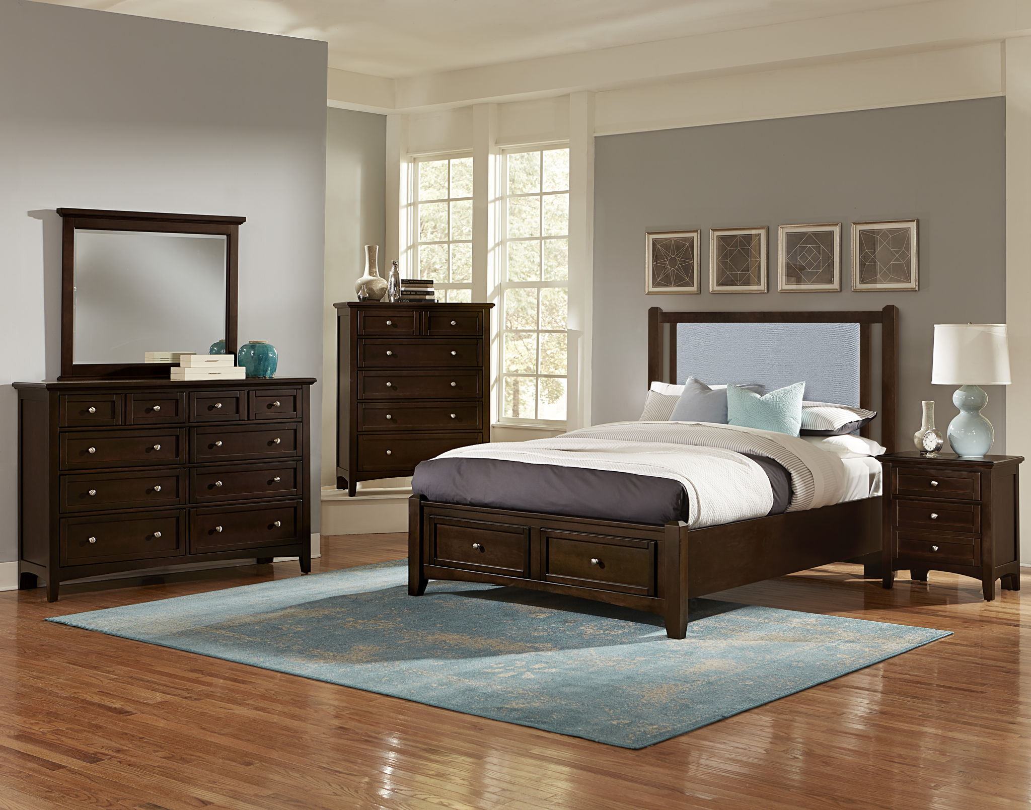 Bonanza - Ocean Blue Linen Upholstered Bed With Storage Footboard