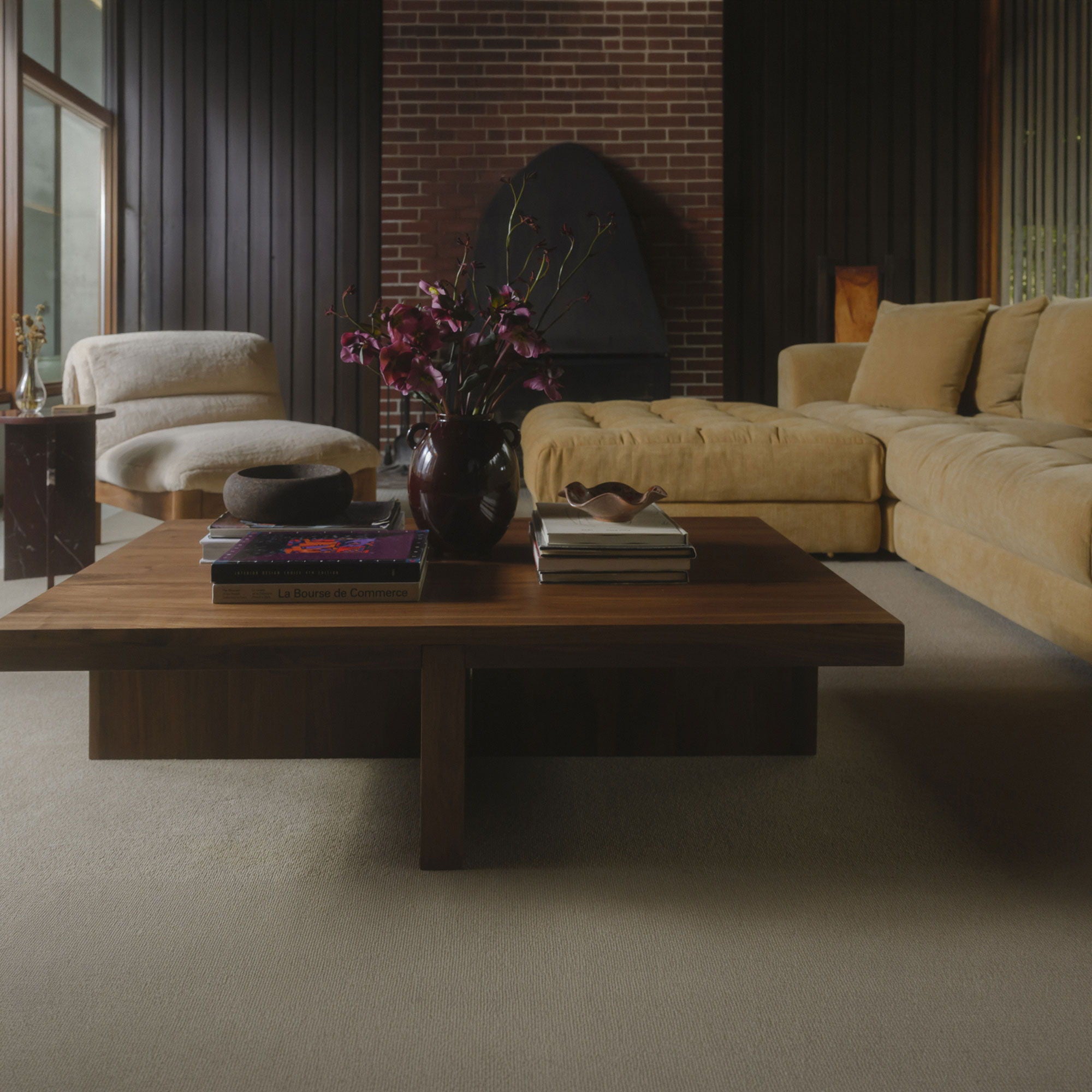 Folke - Coffee Table - Walnut / Brown