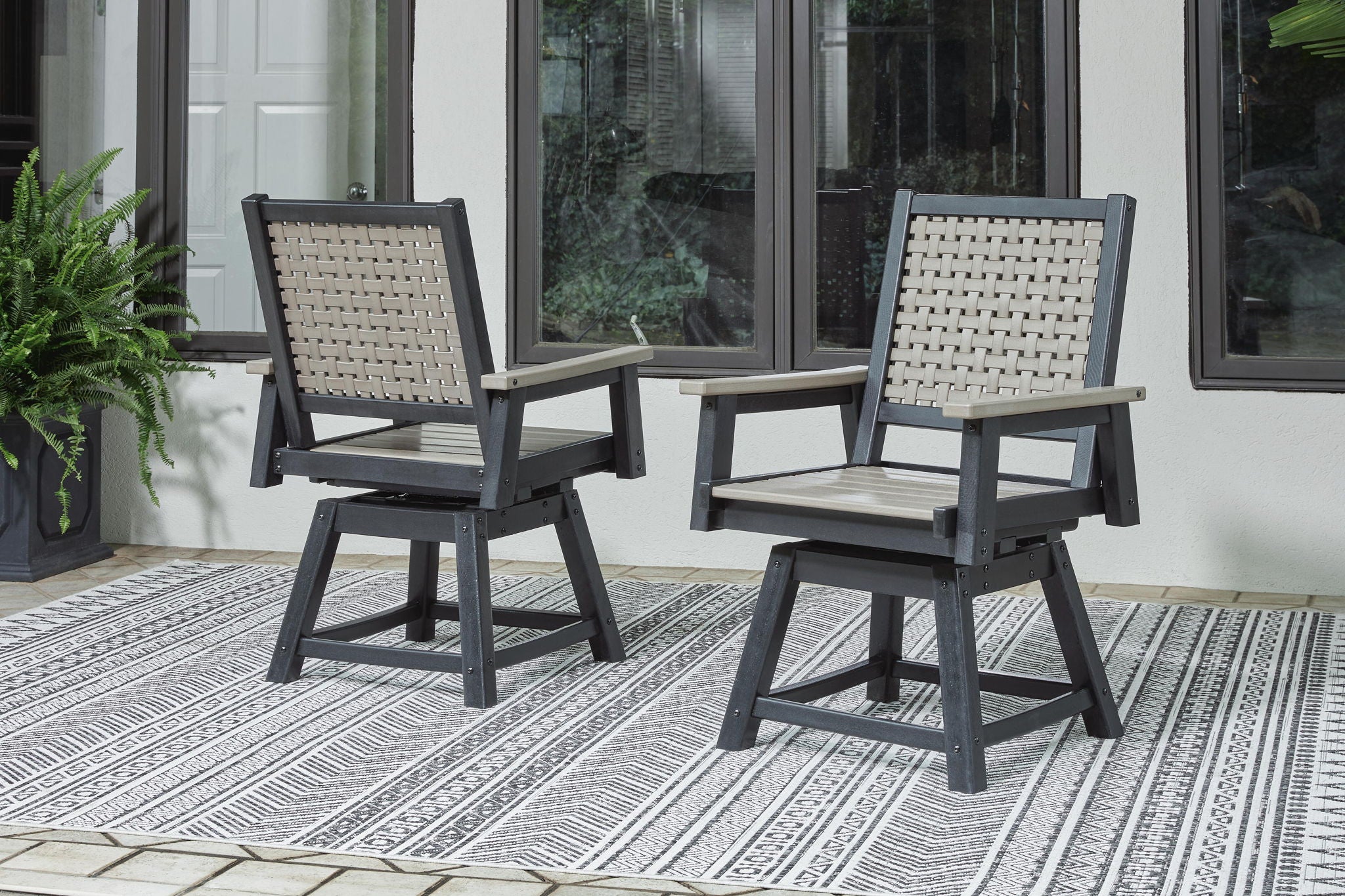 Mount Valley - Swivel Chair (Set of 2) - Black / Driftwood