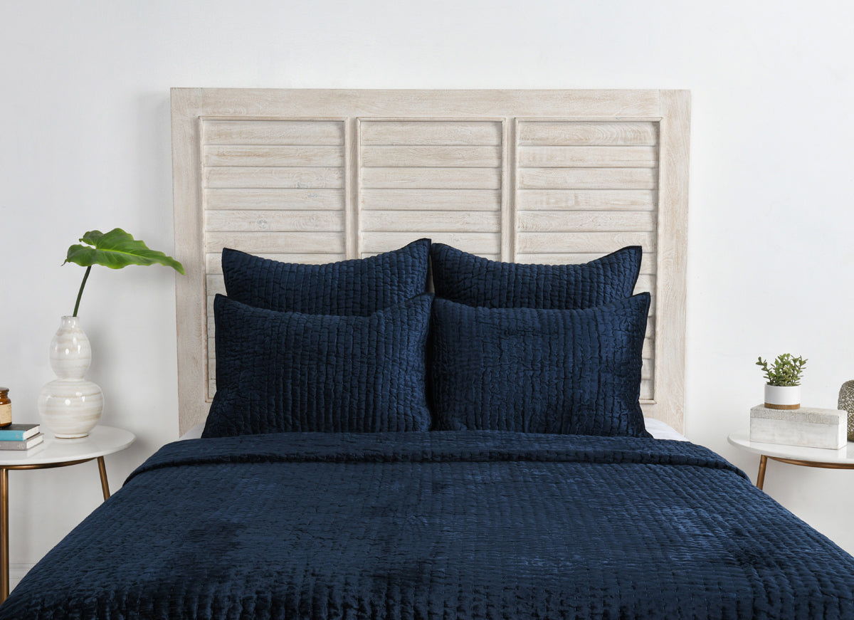 Bari - Velvet Quilt