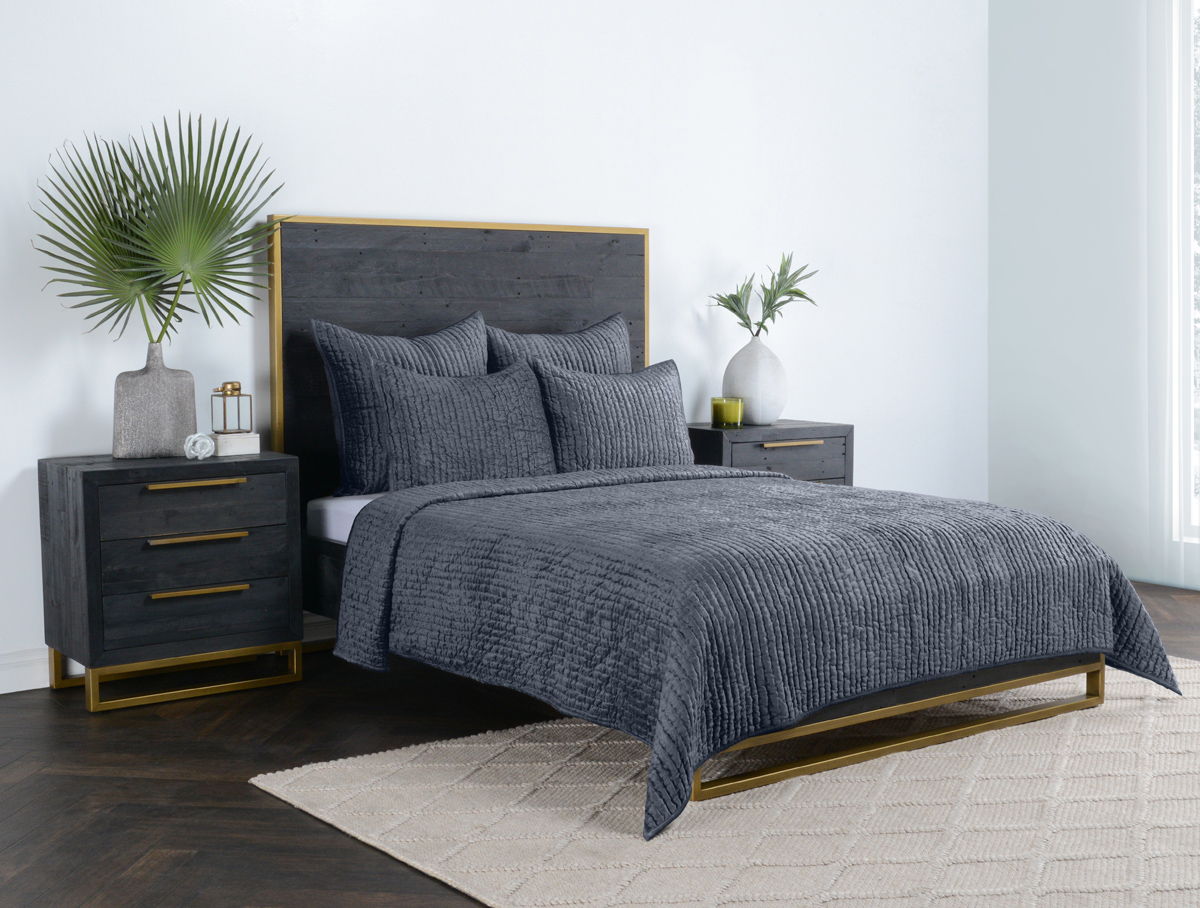 Bari - Velvet Queen Quilt - Sea Fog