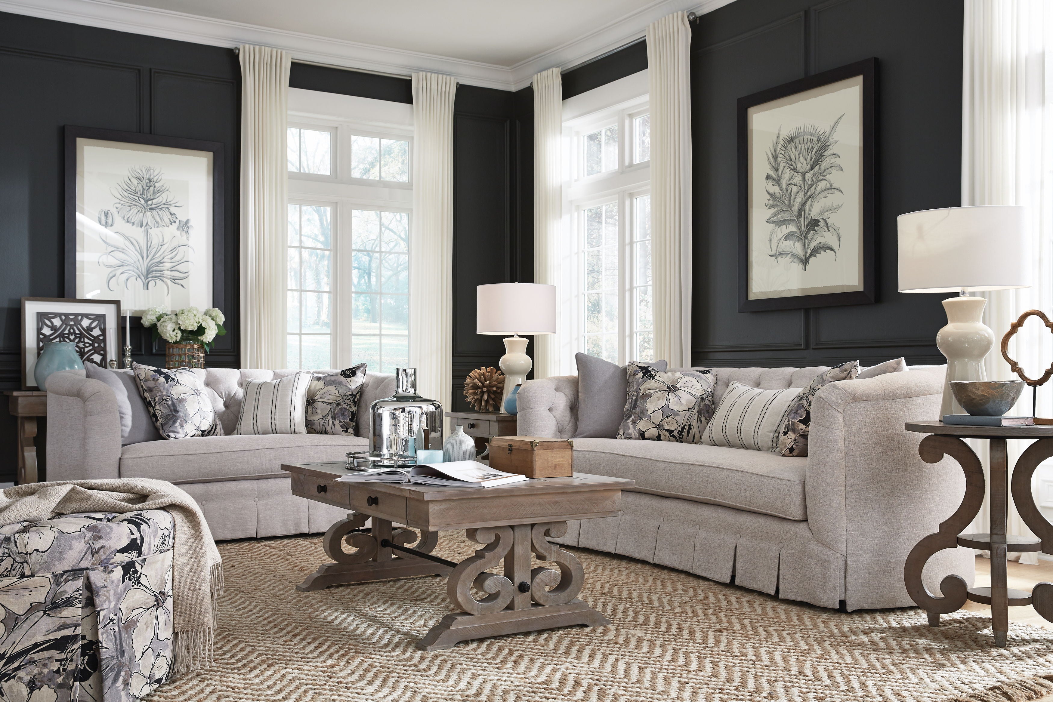Tinley Park - Round Accent End Table - Dove Tail Gray