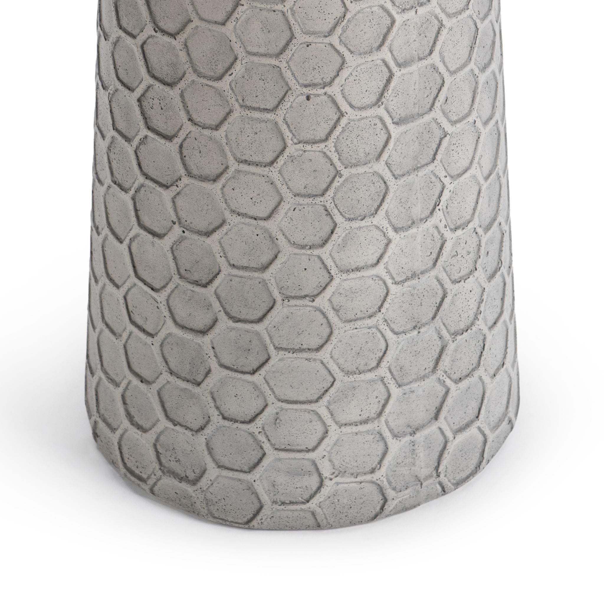 Delaine - Outdoor Table