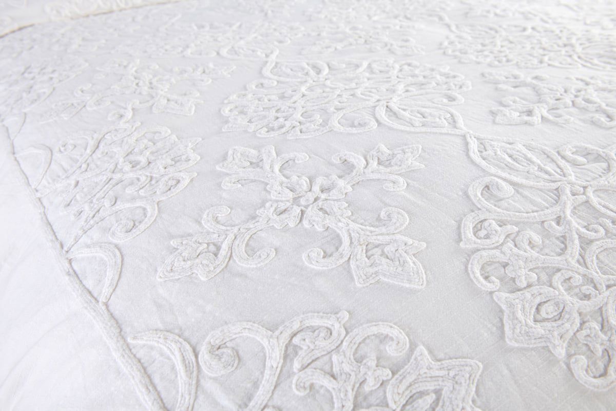 Reagan - Duvet King Collection - Ivory/White