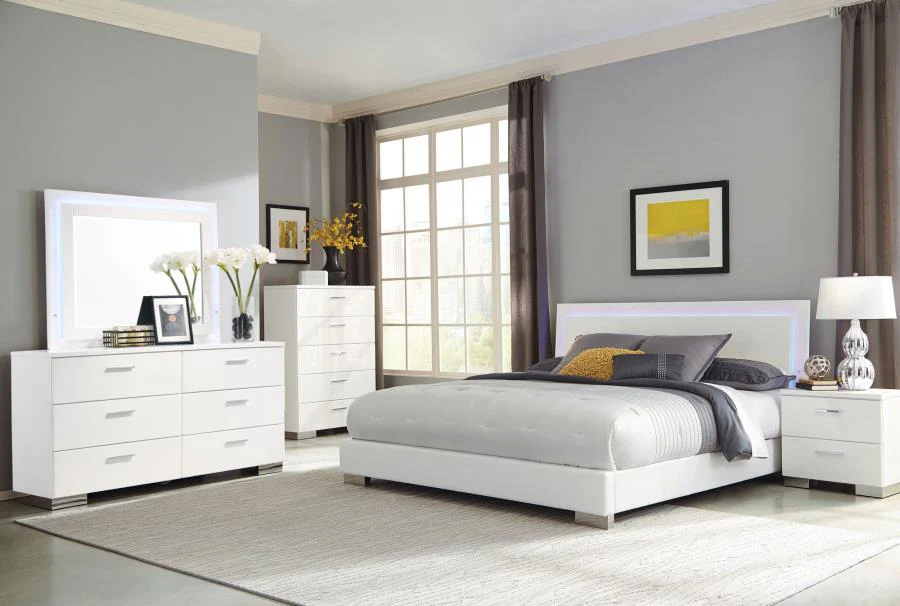 How to Arrange Bedroom Furniture: Tips & Tricks