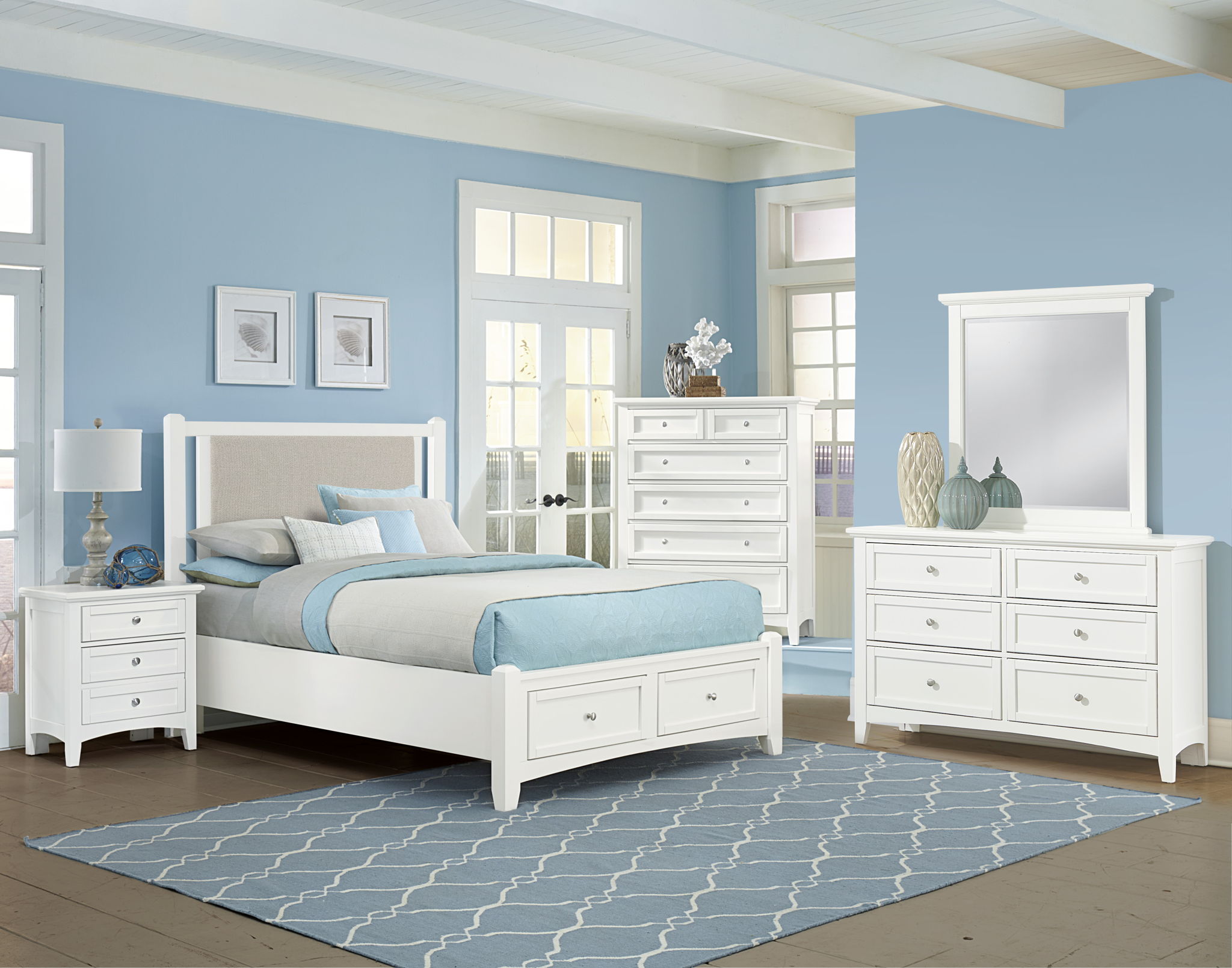 Bonanza - Pebble Gray Upholstered Bed With Storage Footboard