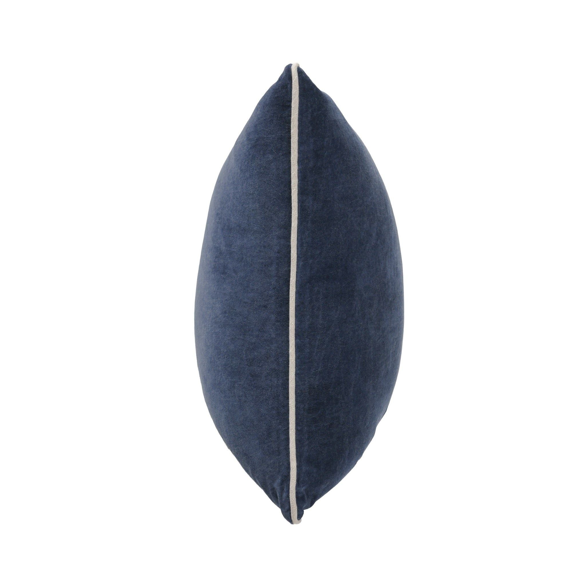 Heirloom Velvet - SLD Pillow