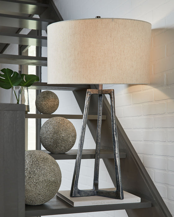 Ryandale - Table Lamp