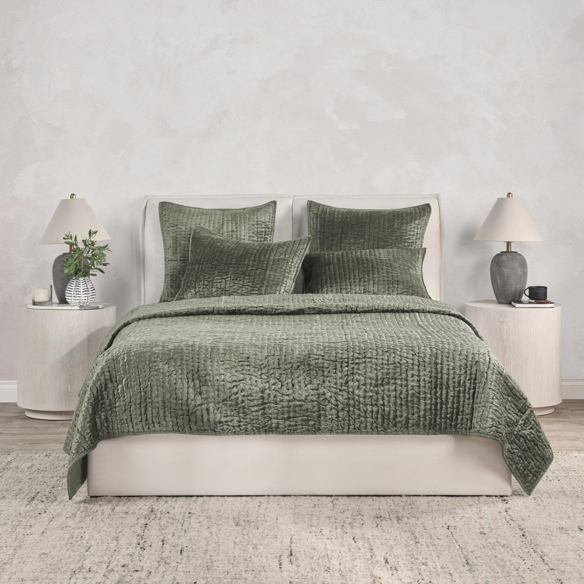 Bari - Velvet Sham