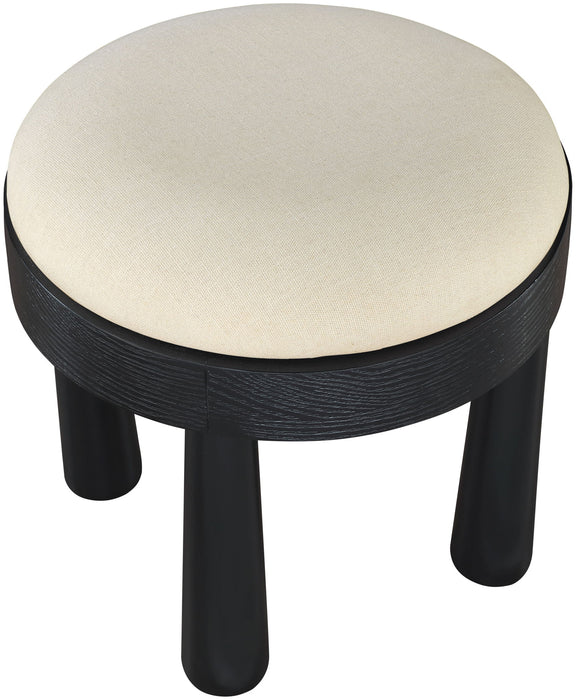 Larea - Upholstered Ottoman - Cream