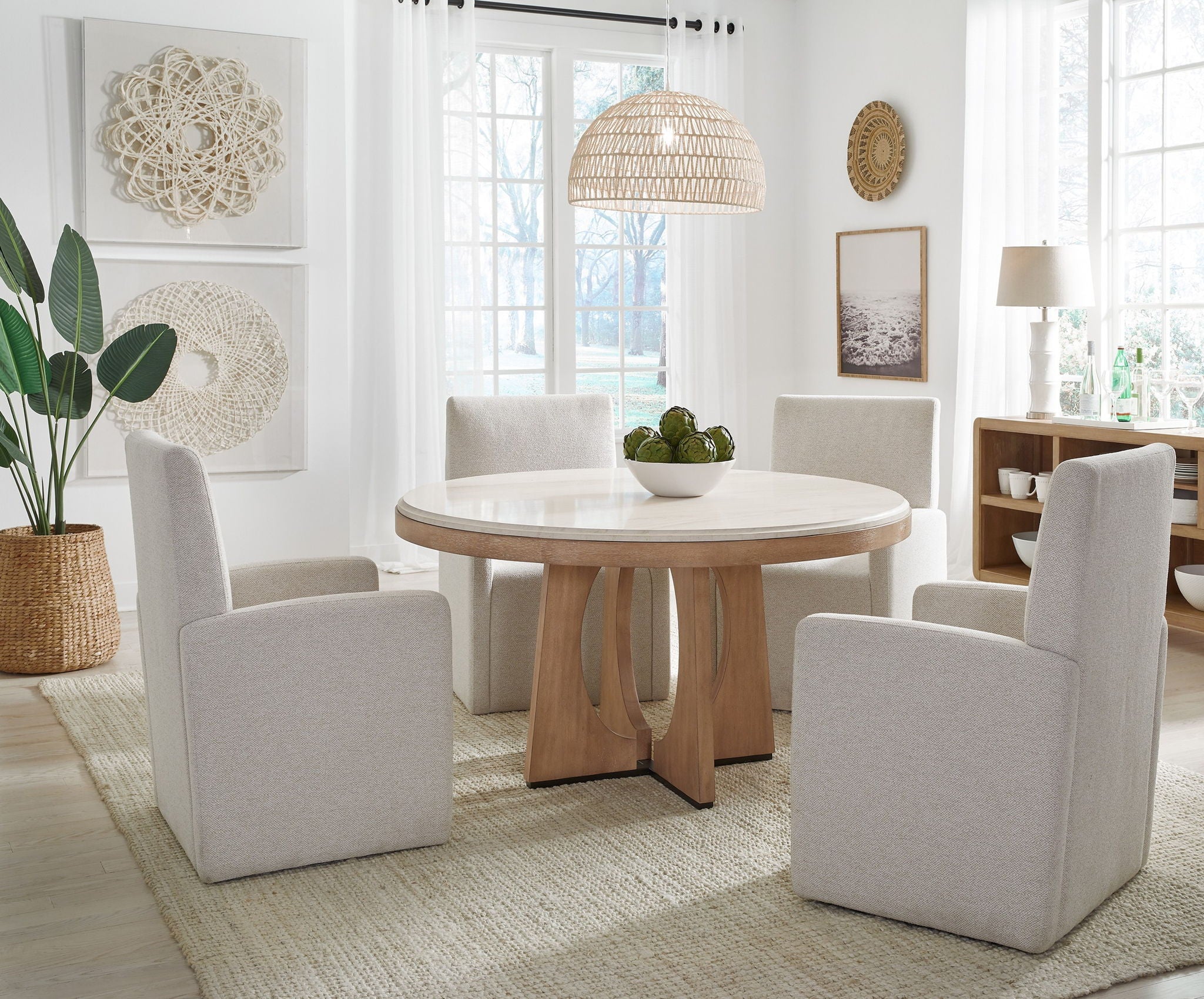 Escape - Round Dining Set