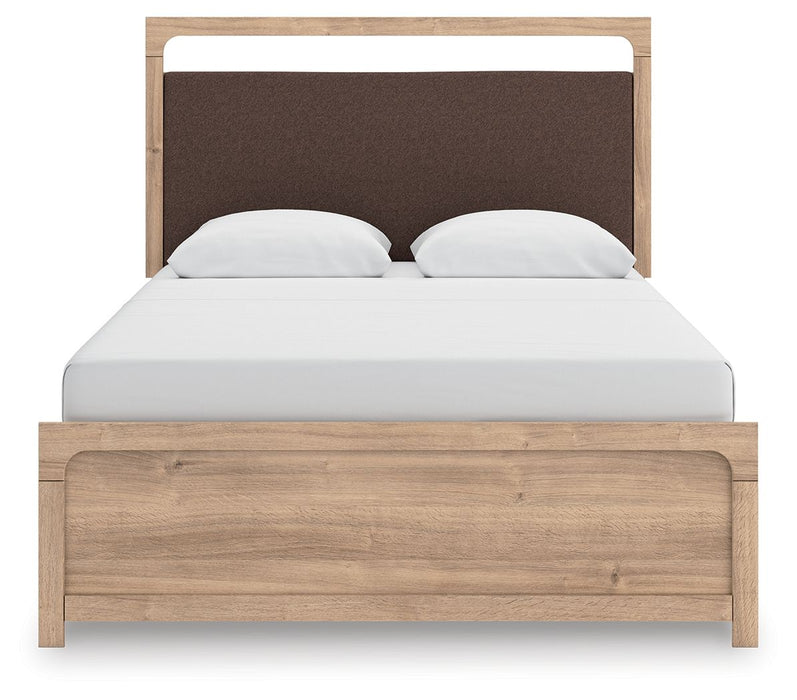 Kinlanni - Queen Upholstered Panel Bed - Tan