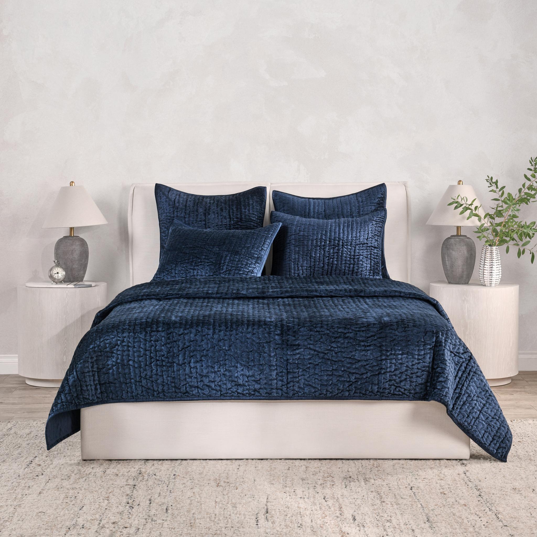 Bari - Velvet Sham