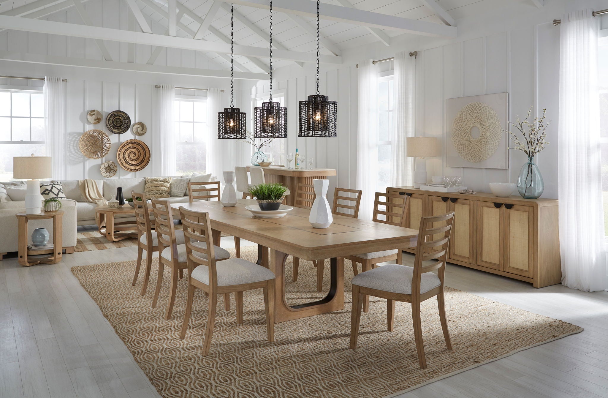 Escape - Console With Reversible Panel Doors - Glazed Natural Oak / Natural Cane