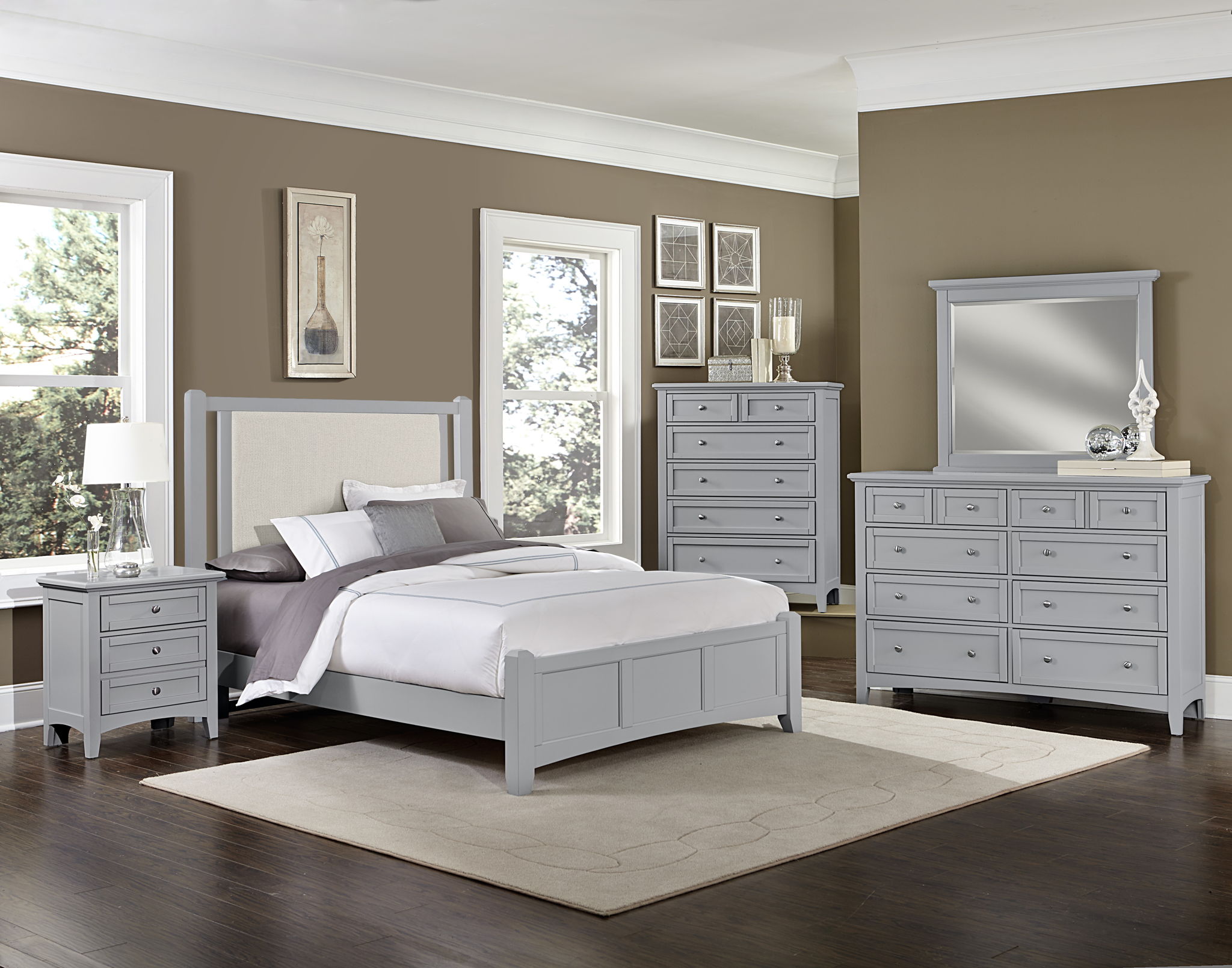 Bonanza - Linen Upholstered Bed With Mansion Footboard