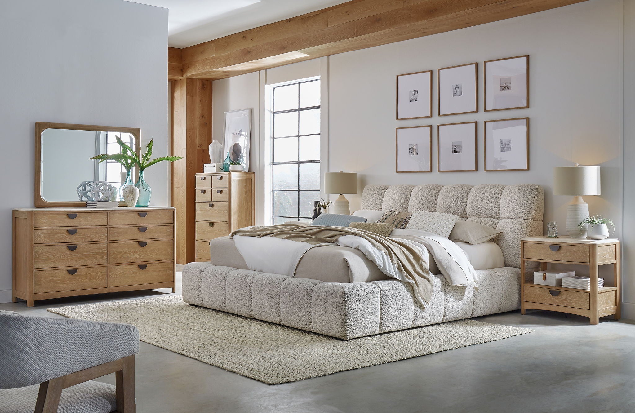 Escape - Bedroom 5 Drawer Chest With Cedar Bottom - Glazed Natural Oak