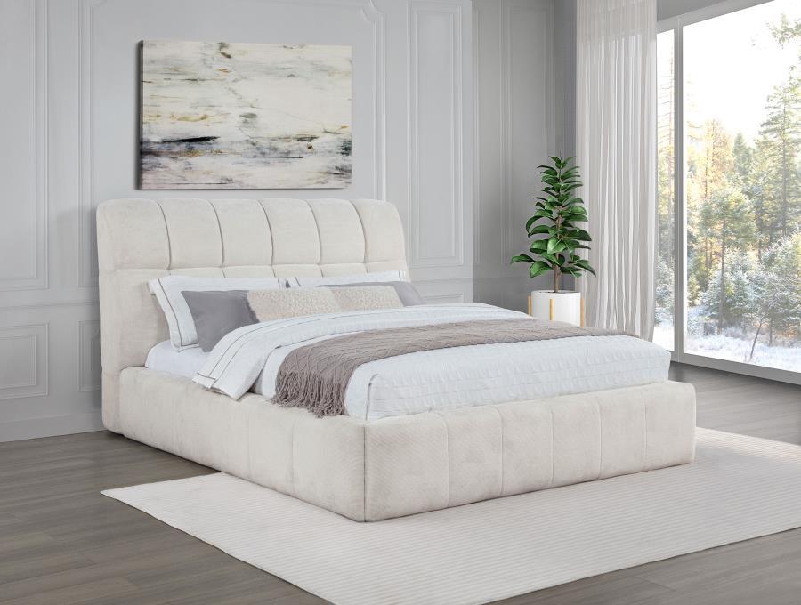 Nollet - Upholstered Platform Bed